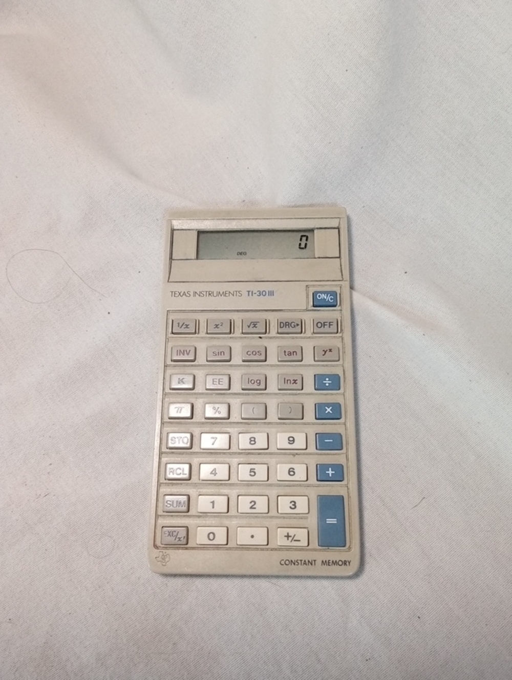 Texas Instruments TI-30III Scientific Calculator. Tested.W/batteries.